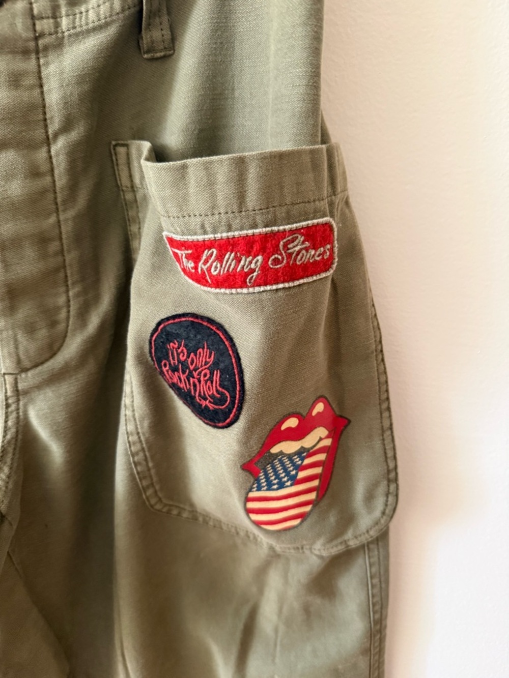 Lucky Brand Rolling Stones pants - Picture 3 of 8